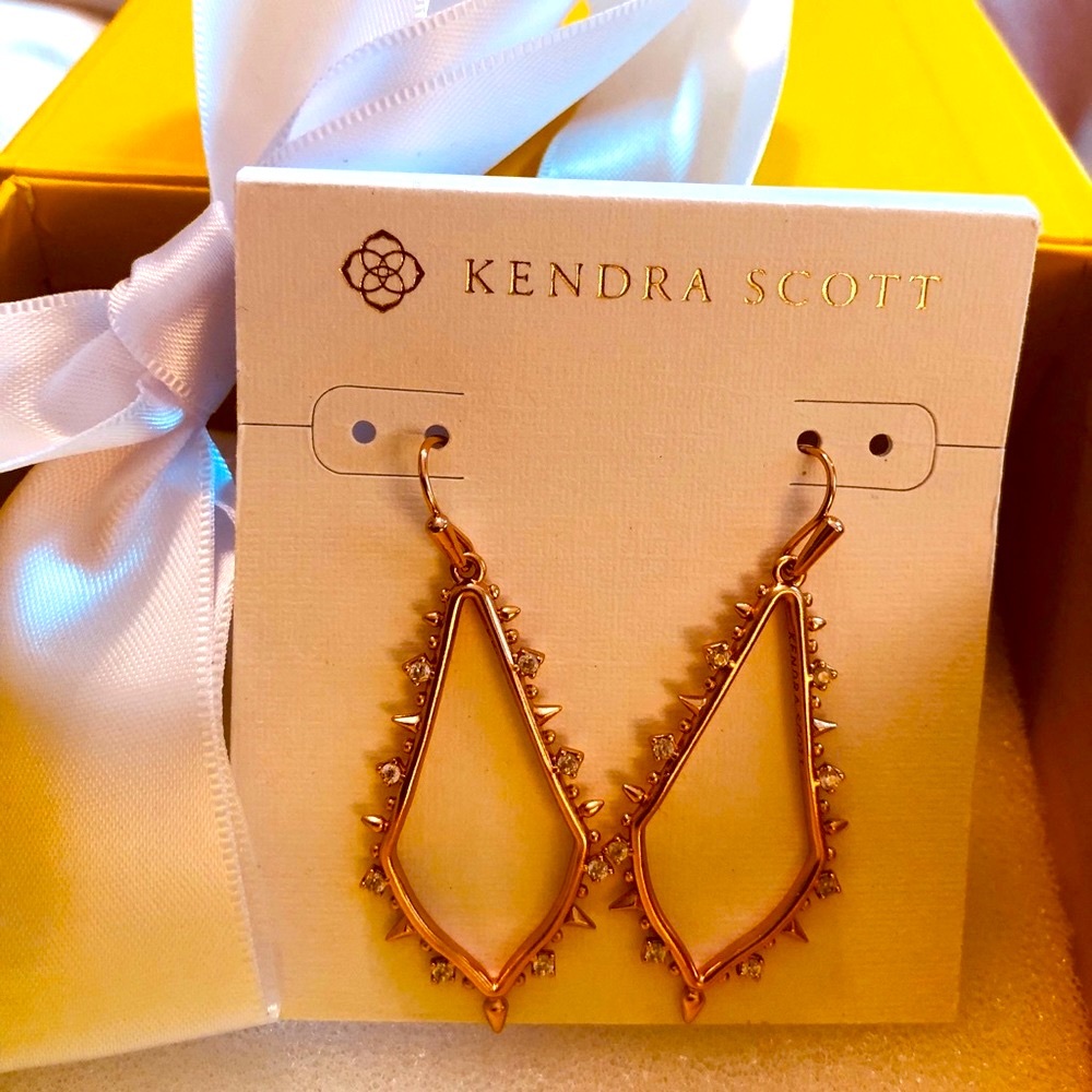 NWT Kendra Scott Rare & Retired Pax Earrings Rose Gold & Cubic Zirconia GORG😊 - Picture 6 of 9